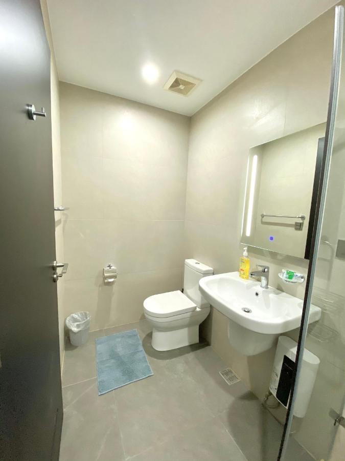 Condotel Aeon Towers Davao 20Mbps Wifi Exteriör bild
